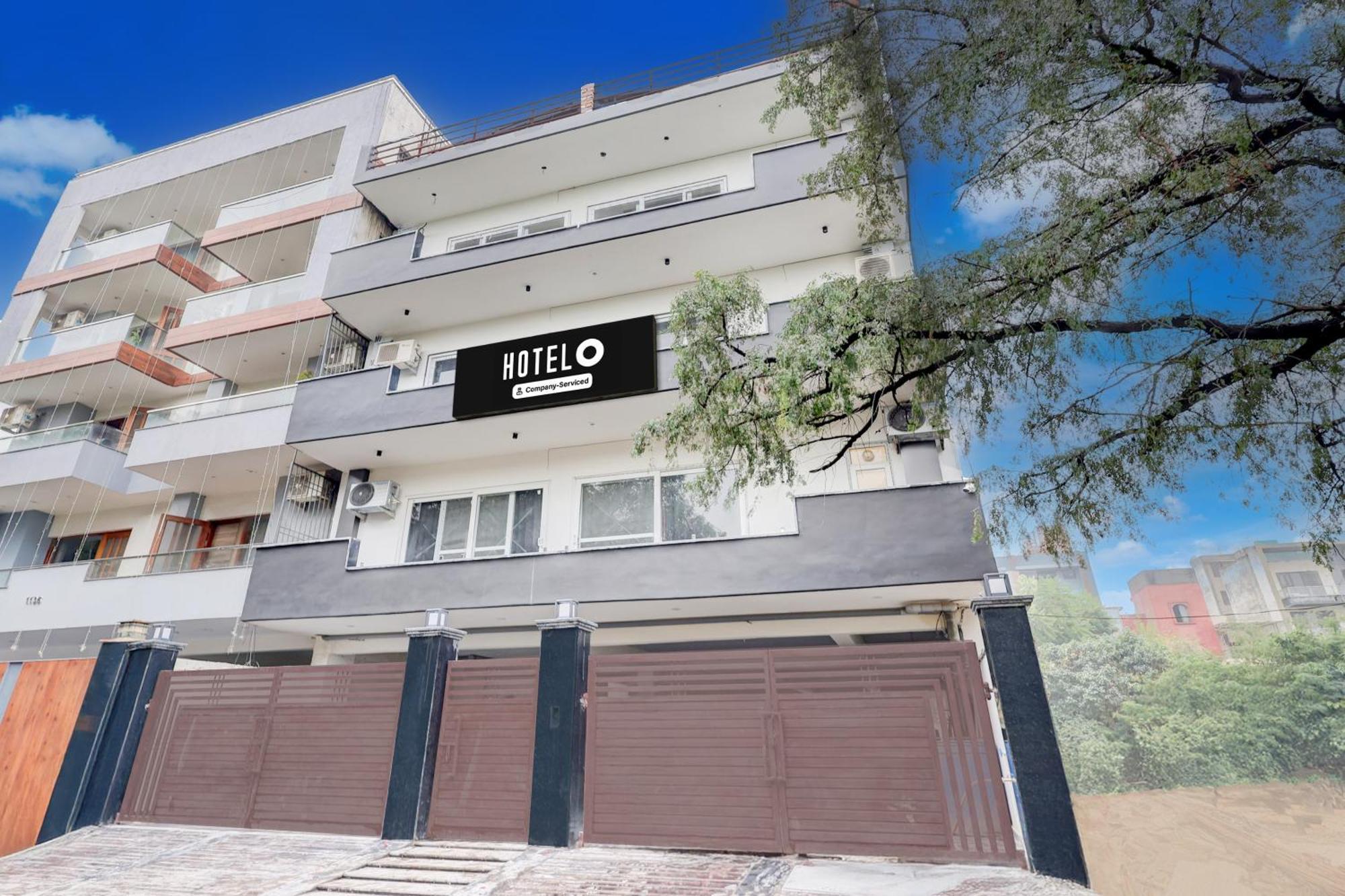 Super Hotel O Sector 43 Gurgaon Exterior photo